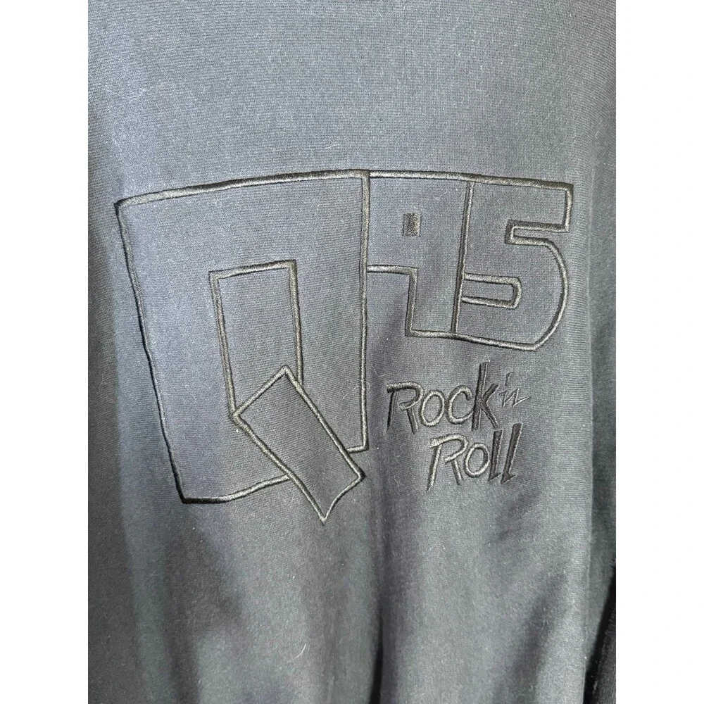 Vintage Q95 Rock N’‎ Roll Radio Station Crewneck Black Sweater Lee Large USA